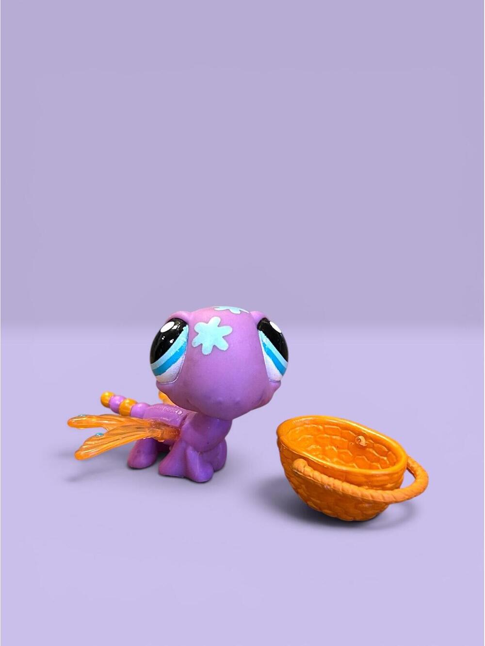 Littlest Pet Shop LPS Dragonfly #2146 with Basket Accessory